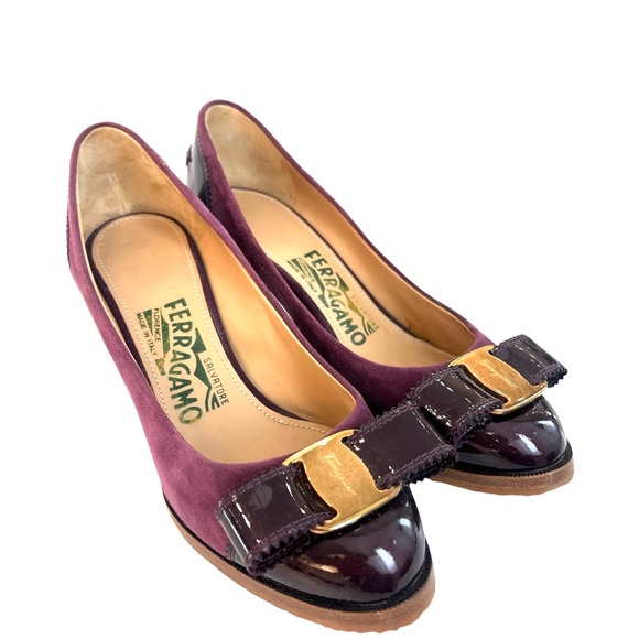 Salvatore Ferregamo burgundy suede patent pumps - Picture 6 of 10